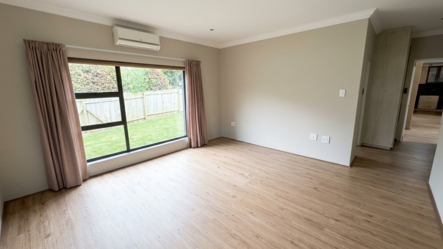 3 Bedroom Property for Sale in Hunters Home Western Cape